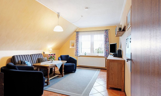Nordstrand Apartment | Apartment 'Brauer' with Private Terrace and Wi-Fi