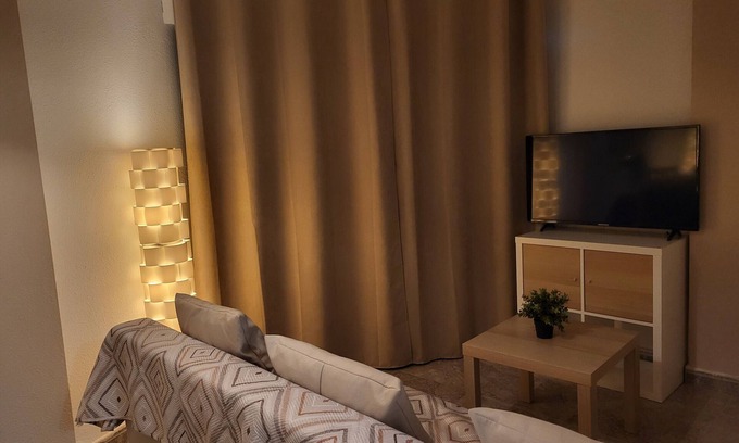 La Robla Apartment | Apartment 'Buenavista - La Robla' with Balcony