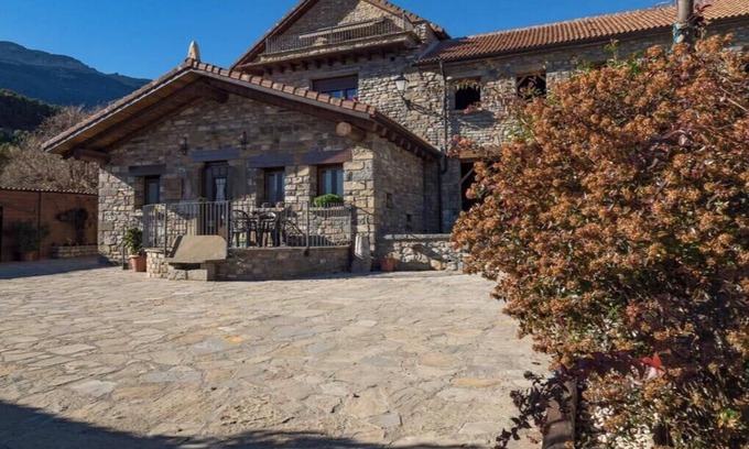 Borrastre Apartment | Apartment 'Cabaña Vegara' with Mountain View, Private Terrace and Wi-Fi