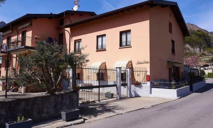 San Pietro Sovera Apartment | Apartment Carla in Carlazzo - 2 persons, 1 bedrooms