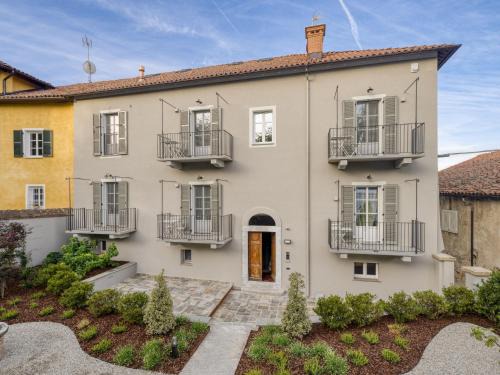 Briaglia Apartment | Apartment Casa Calleri by Interhome