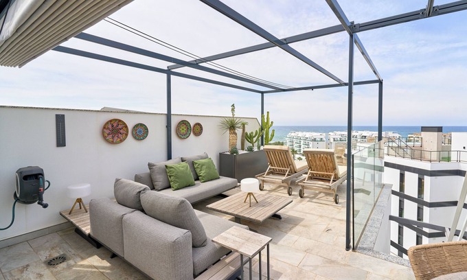 El Morche Apartment | Apartment 'Casa De La Luz' with Sea View, Wi-Fi and Air Conditioning