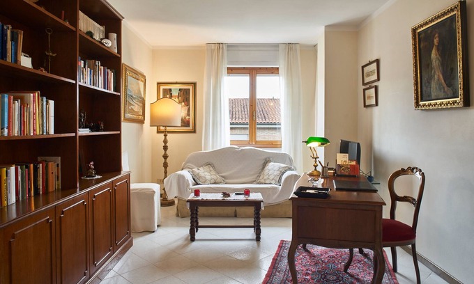 Sant'Andrea Apartment | Apartment "Casa Renata" (free covered private parking)