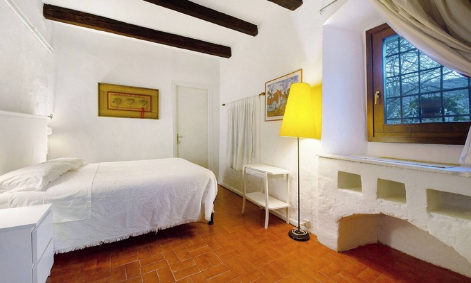 Saint Maurice Apartment | Apartment 'Cascina Des Religieuses - Cheminée' with Mountain Viewi
