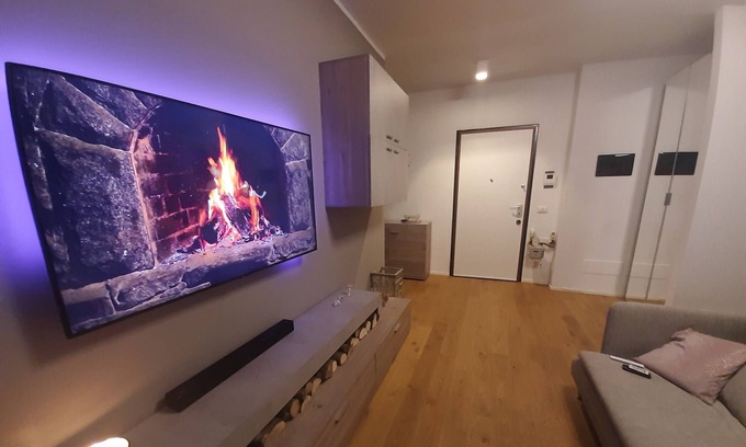Bollate Apartment | Apartment 'Charme House' with Balcony and Wi-Fi