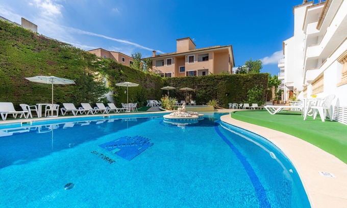 Canyamel Apartment | Apartment Close to the Beach with Pool Access, Private Terrace, Air Conditioning and Wi-Fi
