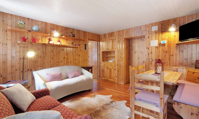 Campodolcino Apartment | Apartment 'Corti Garden' with Mountain View, Private Garden and Wi-Fi