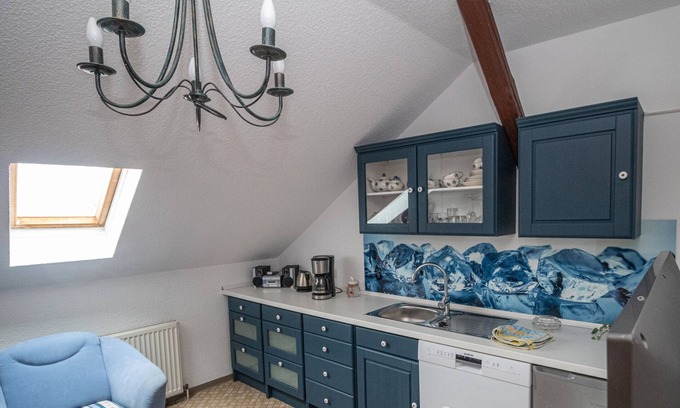 Mühlhausen Apartment | Apartment 'Vogelnest' with Shared Pool, Shared Terrace and Wi-Fi