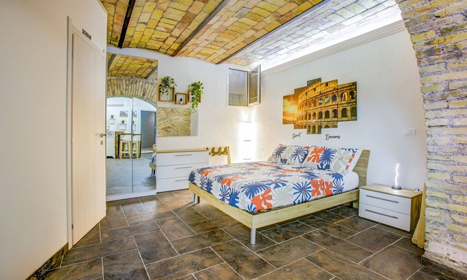 Pigneto Apartment | Apartment 'Delightful Pigneto' with Wi-Fi and Air Conditioning