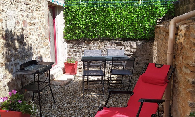 Dinan Apartment | Apartment Douar Armor - No. 28