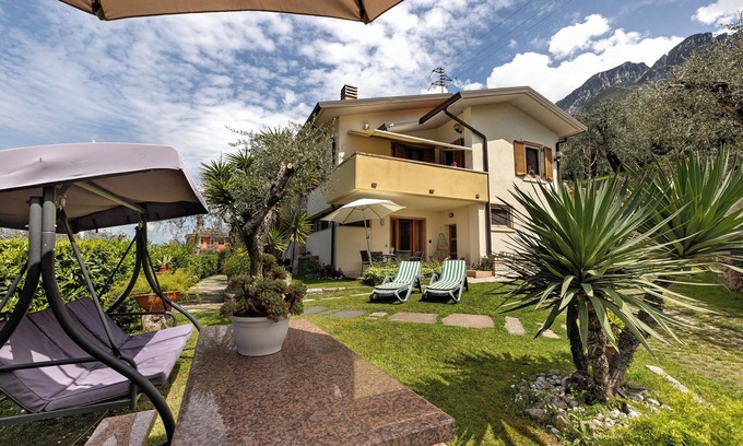 Assenza Apartment | Apartment 'Edda - Sole' with Lake View, Private Terrace and Wi-Fi