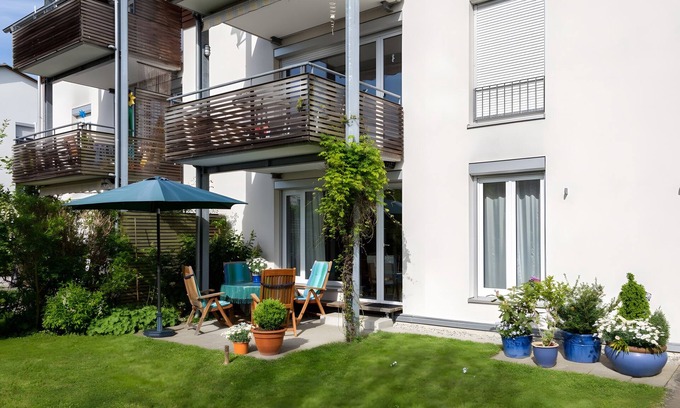 Langenargen Apartment | Apartment 'Ernst-Strobl' with Shared Garden, Balcony and Wi-Fi