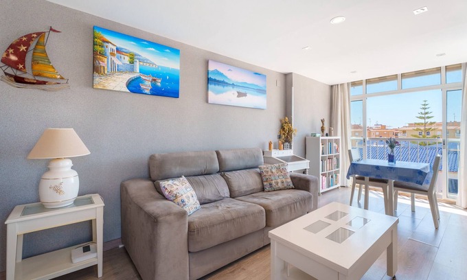 Canet de Berenguer Apartment | Apartment 'Segrelles' with Wi-Fi and Air Conditioning