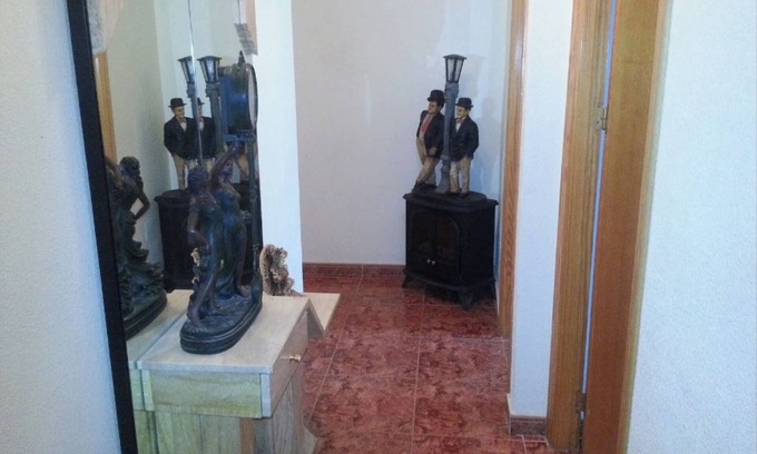 El Moncayo Apartment | Apartment 'Residencia Lucia' with Sea View, Wi-Fi and Air Conditioning