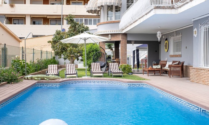 La Cala del Moral Apartment | Apartment Los Olivos with Shared Heated Pool