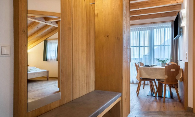 Valle di Casies Apartment | Apartment 'Feldererhof Apt Dolomitenblick' with Mountain View, Shared Garden and Wi-Fi