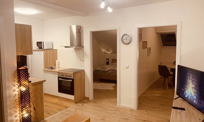 Salzweg Apartment | Apartment "Felix Living 3" with Wi-Fi