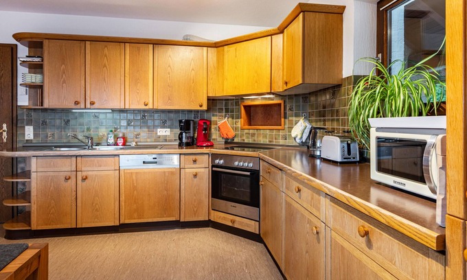 Grafenhausen Apartment | Apartment 'Ferienwohnung Frische Brise' with Mountain View, Balcony and Wi-Fi