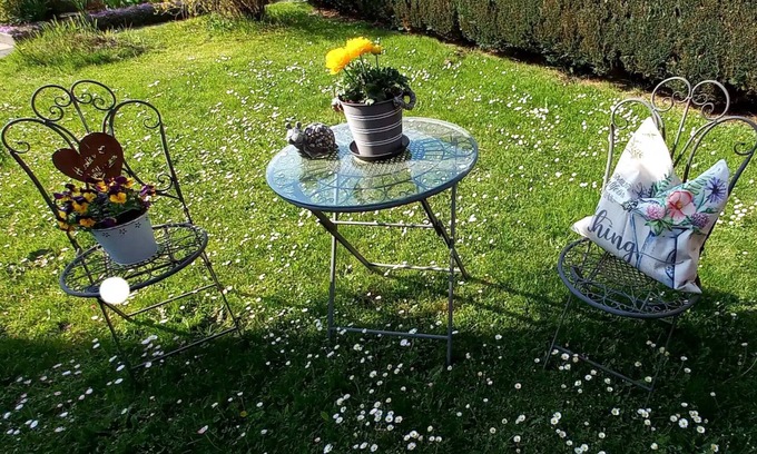 Wildflecken Apartment | Apartment 'Ferienwohnung Ziegler 2' with Mountain View, Shared Garden and Wi-Fi