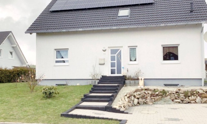 Muenchberg Apartment | Apartment 'Ferienwohnung Tor Zur Natur' with Mountain View, Balcony and Wi-Fi