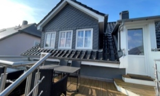 Husby Apartment | Apartment 'Ferienwohnung Moin-moin-husby' with Shared Terrace, Shared Garden and Wi-Fi