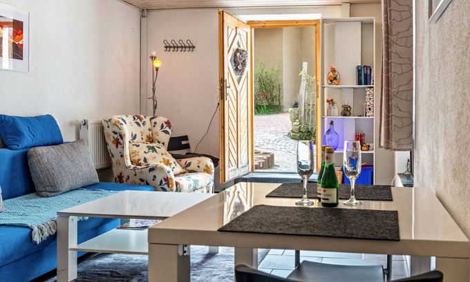Sipplingen Apartment | Apartment "Fischerstube" with Private Garden & Wi-Fi
