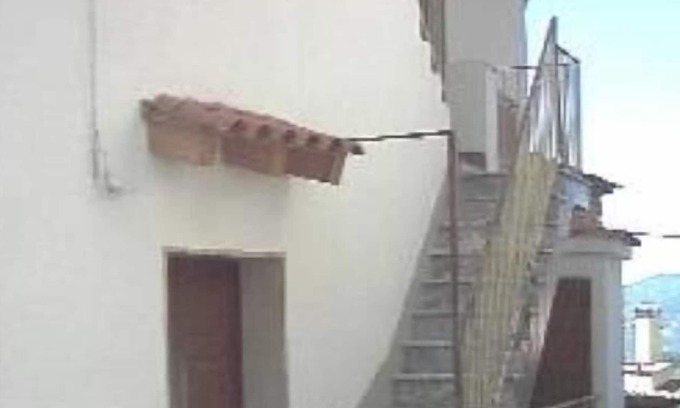 Futani Apartment | apartment/ flat - 3 rooms - 4/6 persons