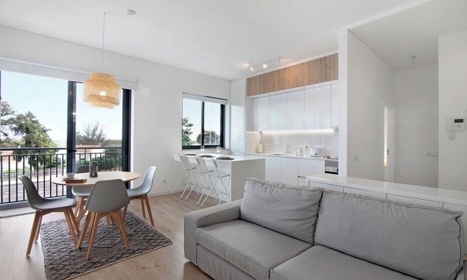 Se Apartment | Apartment "Formosa Home" with Lake View, Balcony & Wi-Fi