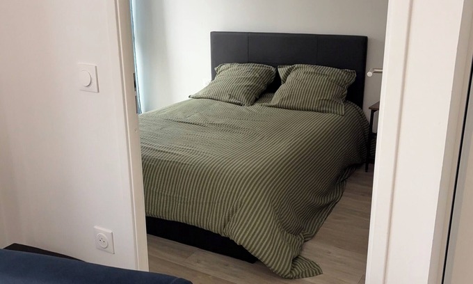 Cherbourg-en-Cotentin Apartment | Apartment in quiet residence