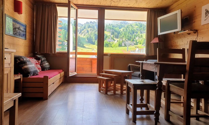 Plagne Centre Apartment | APARTMENT 55 M2 - AT THE FOOT OF TRACKS - LA PLAGNE CENTER