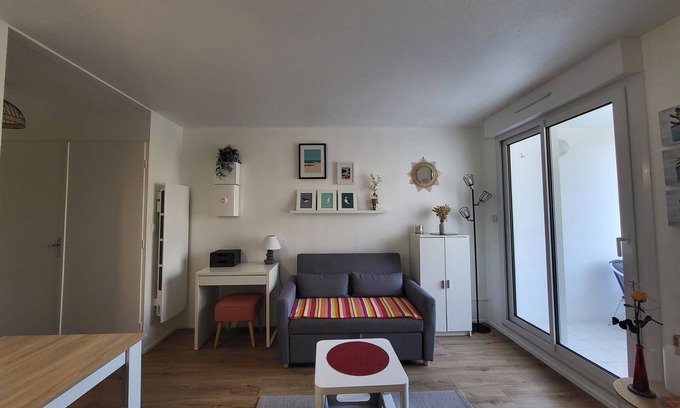 Saint-Brevin-l'Ocean Apartment | Apartment for 2, balcony, parking, near beach – Saint Brevin l'Océan