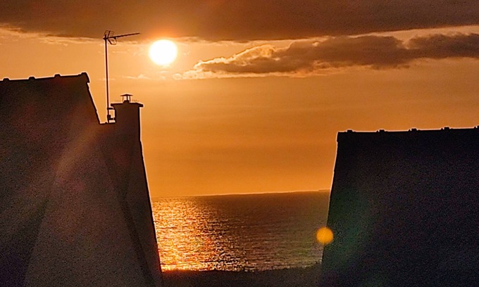 Saint-Gildas-de-Rhuys Apartment | APARTMENT St Gildas de Rhuys 5 sleeps SEA VIEW 250 m from the beach
