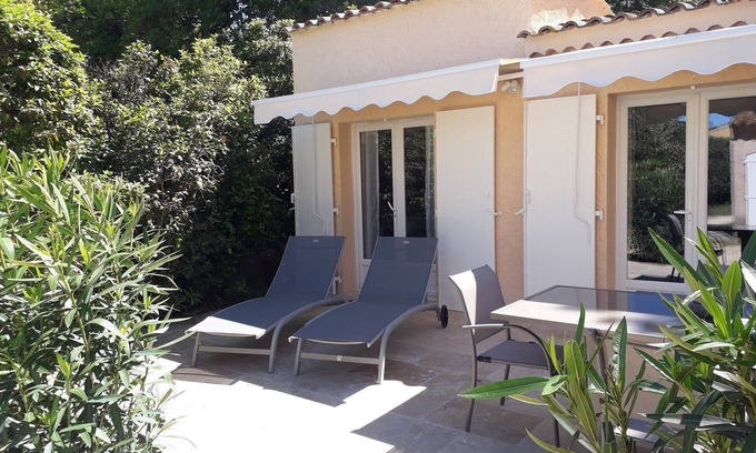 Six-Fours-les-Plages Apartment | Apartment Le petit Bouchou