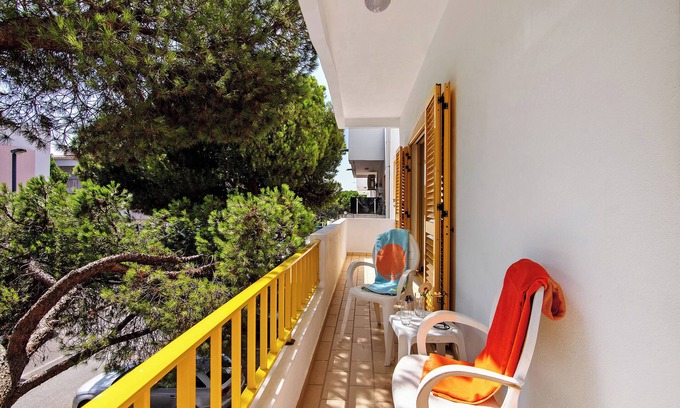 Aldeia das Acoteias Apartment | Apartment 'Gelbblau Falésia' with Balcony and Wi-Fi