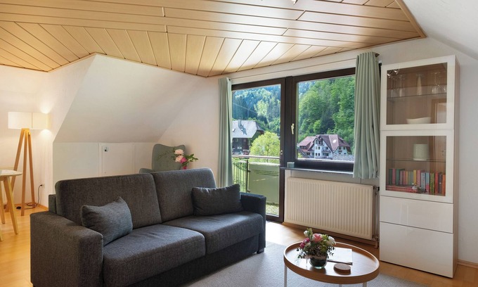 Sankt Maergen Apartment | Apartment 'Glashütte' with Mountain View, Balcony and Wi-Fi