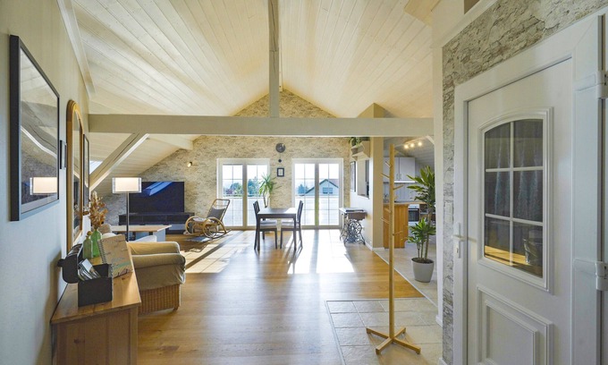 Albersbach Apartment | Apartment 'Happy Hugle' with Mountain View and Wi-Fi