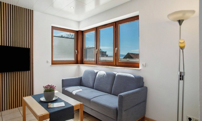 Langenargen Apartment | Apartment “Heinemann - Eg1” Directly on Lake Constance with Lake View