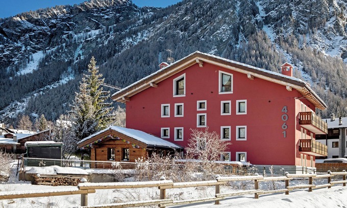 Cogne Apartment | Apartment 'Herbetet - 4061 Maison Gerard' with Mountain View, Shared Garden and Wi-Fi