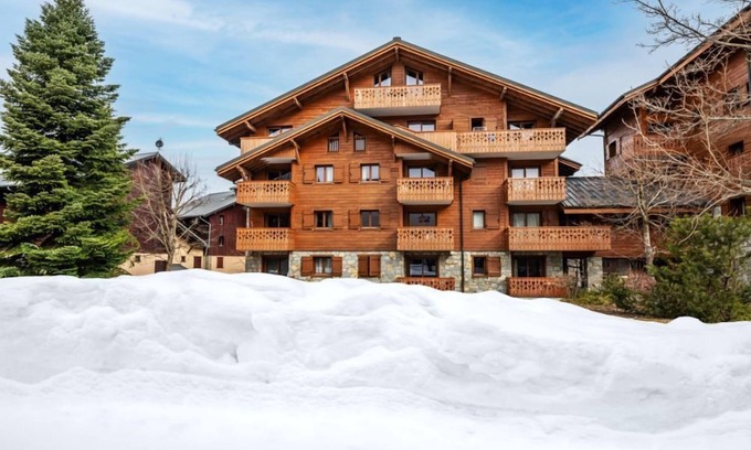 Les Carroz-d'Araches Cottage | Apartment Hermine - an apartment that sleeps 4 guests in 2 bedrooms