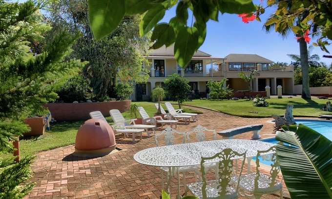 Margate Apartment | Apartment Hibiscus with Garden View