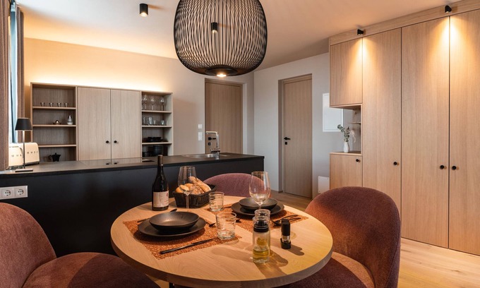 Sesto Apartment | Apartment In A Hotel 'Apartment Harmony' with Sea View, Shared Garden and Wi-Fi