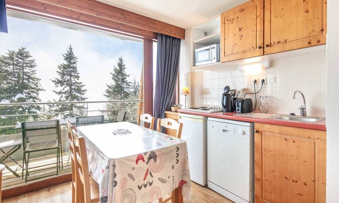 Chamrousse Apartment | Apartment in Chamrousse near Ski Slopes