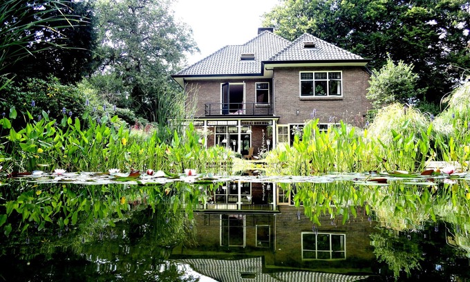 Bilthoven Apartment | Apartment in classic Villa - Utrecht+Amsterdam - excellent train connection