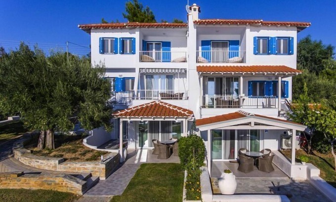Elia Nikitis Apartment | Apartment in Elia Beach with a sea view