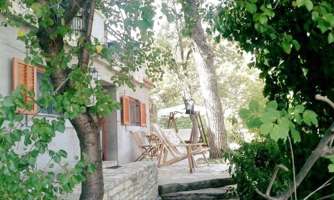 Donji Karin Apartment | Apartment in Karin Gornji with Seaview, Balcony, Air condition, WIFI (4207-1)