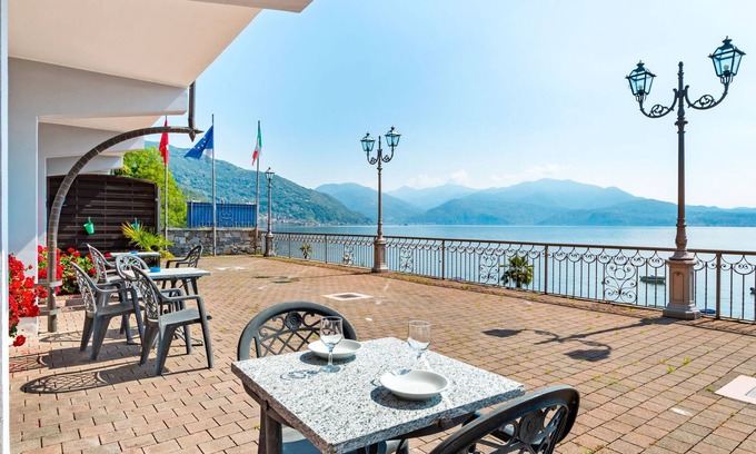 Oggebbio Apartment | Apartment in Oggebbio with Sea View Terrace