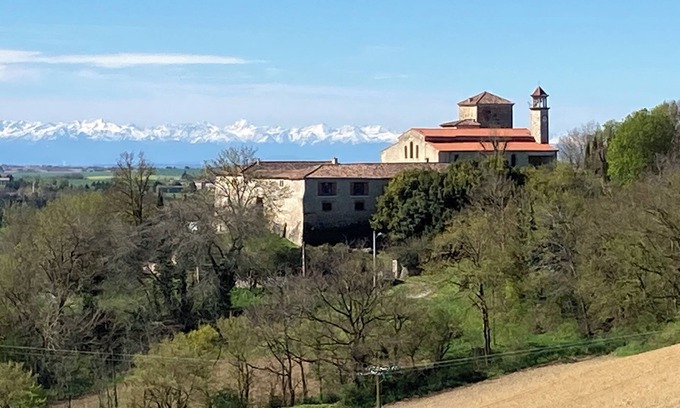 Mouzens Apartment | Apartment in renovated Chateau with private terrace.