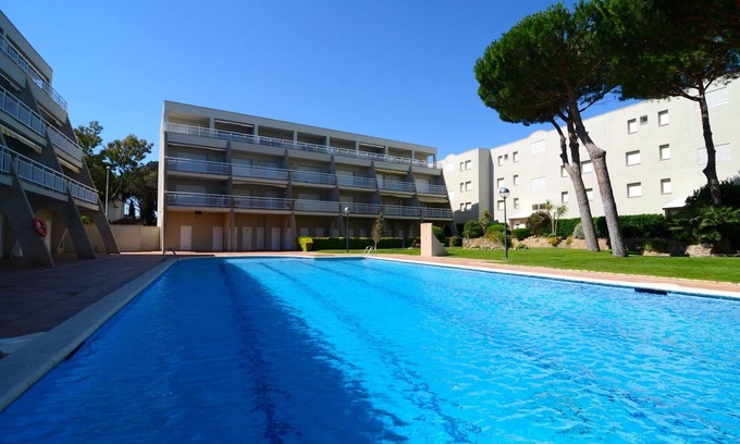 Pedrinya Apartment | Apartment in Riells near Sandy Beach