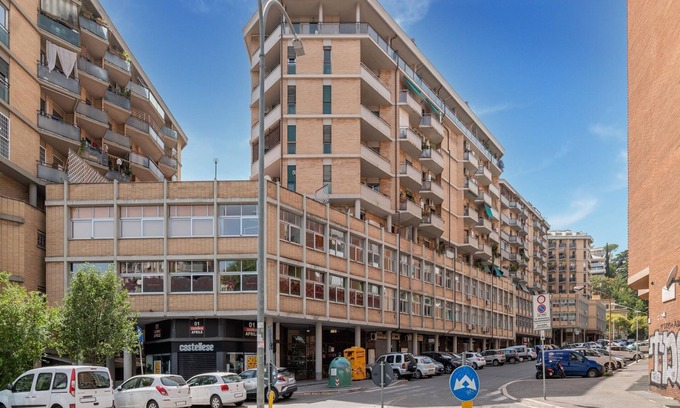 Gianicolense Apartment | Apartment in Rome with balcony