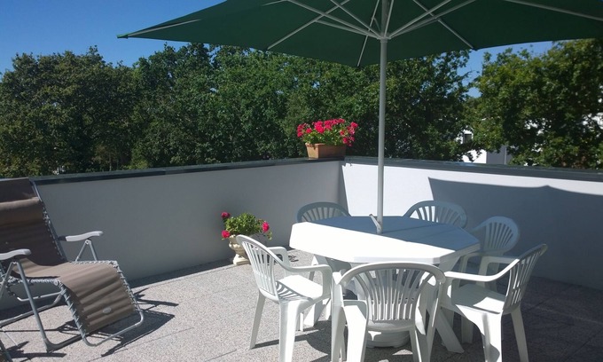 Saint-Marc-sur-Mer Apartment | Apartment in Saint Marc sur mer, large south facing terrace near the sea